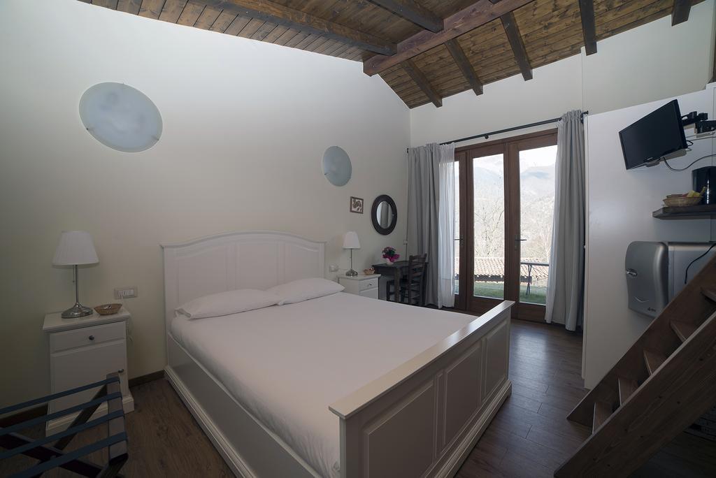 Agriturismo Il Mirtillo B,B Villa Pasturo Kültér fotó